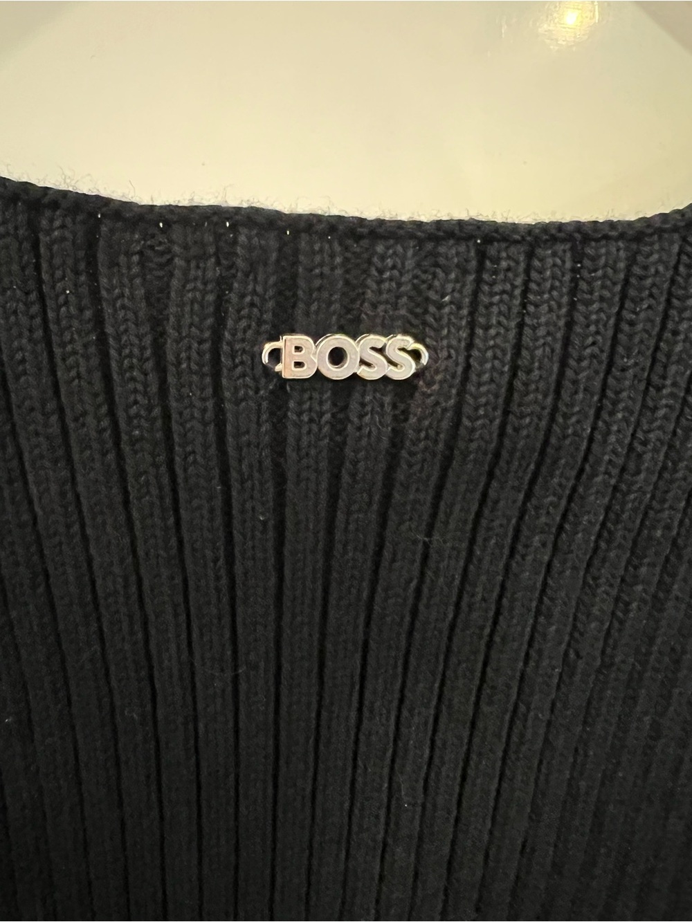 Boss Black Scoop Neck Ribbed Tank - Picture 4 of 8